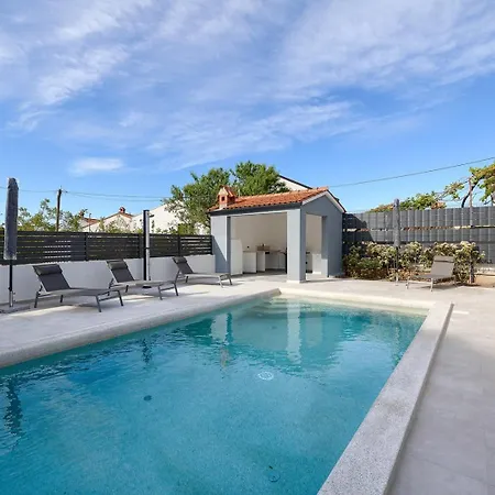 Villa Meri With Private Pool And Sea View