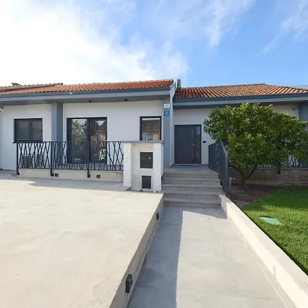 Villa Meri With Private Pool And Sea View *