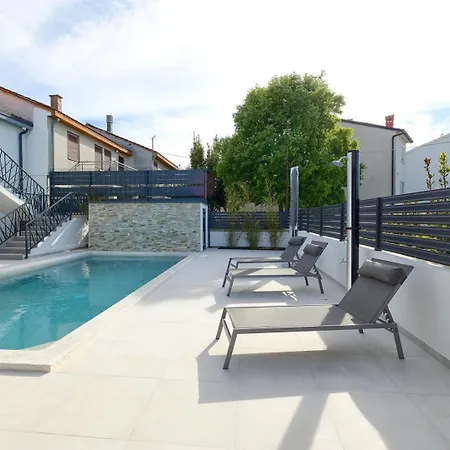 Villa Meri With Private Pool And Sea View