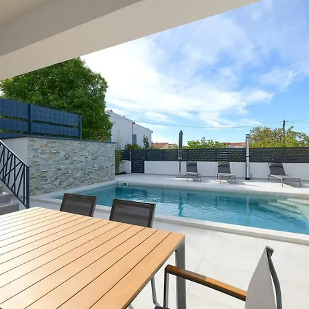 Villa Meri With Private Pool And Sea View *