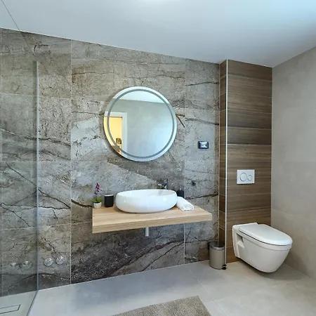 וילה Meri With Private Pool And Sea View פולה