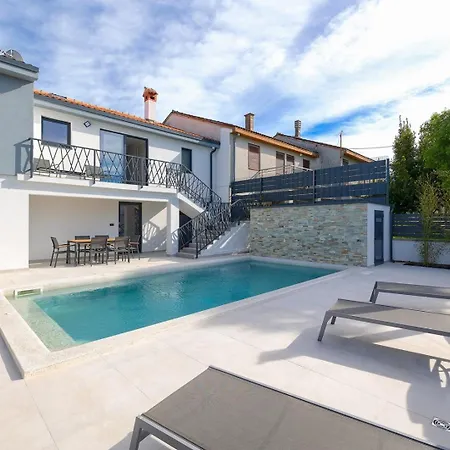 Villa Meri With Private Pool And Sea View