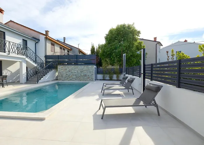 Villa Meri With Private Pool And Sea View