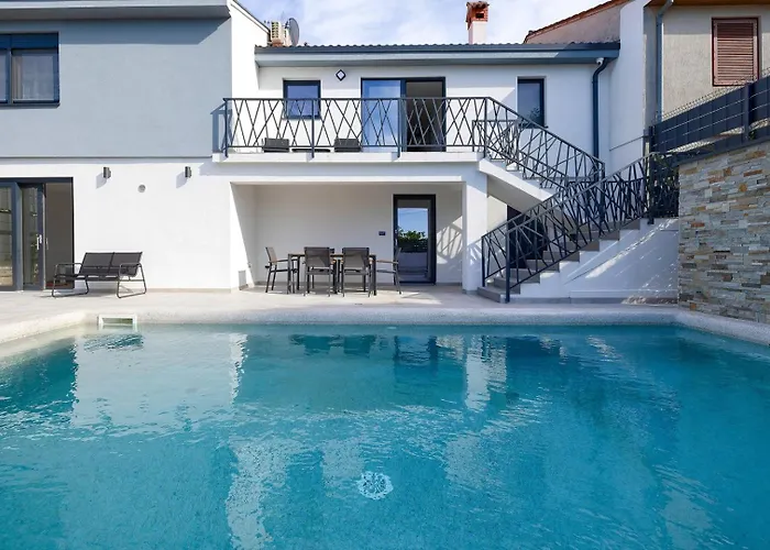 Villa Meri With Private Pool And Sea View *