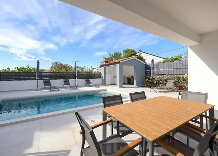 Villa Meri With Private Pool And Sea View *