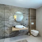 Villa Meri With Private Pool And Sea View Pula